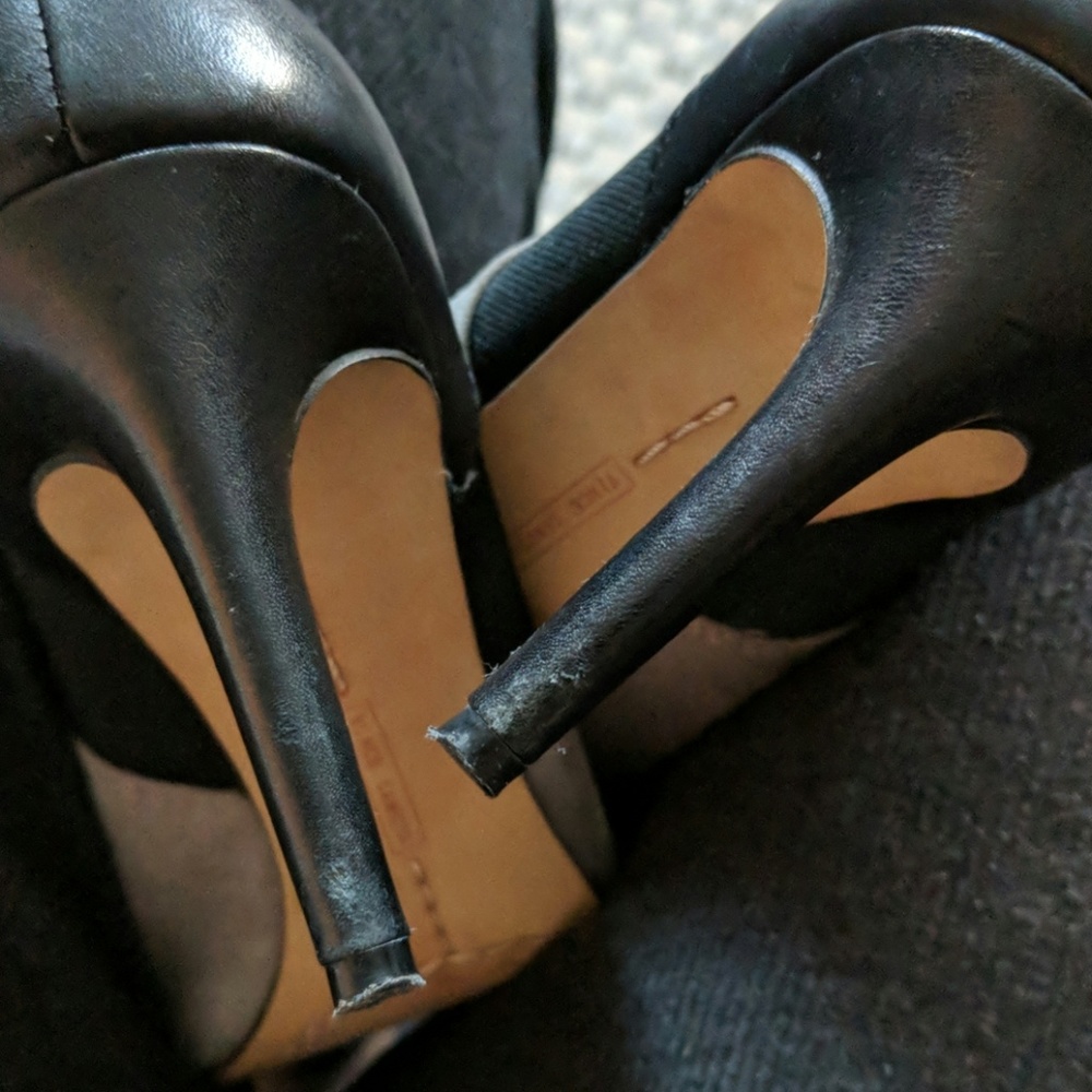Two Tone Booties - Picture 5 of 6